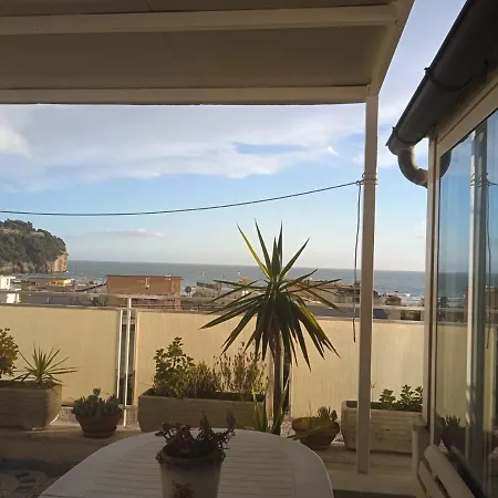 Apartmán Terrazza Su Serapo *