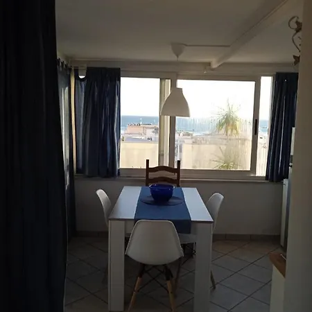 Appartamento Terrazza Su Serapo